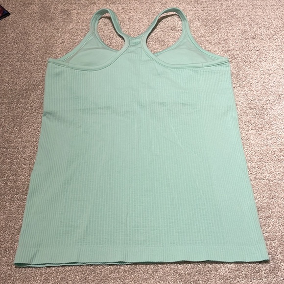 LULULEMON tank - Picture 4 of 5